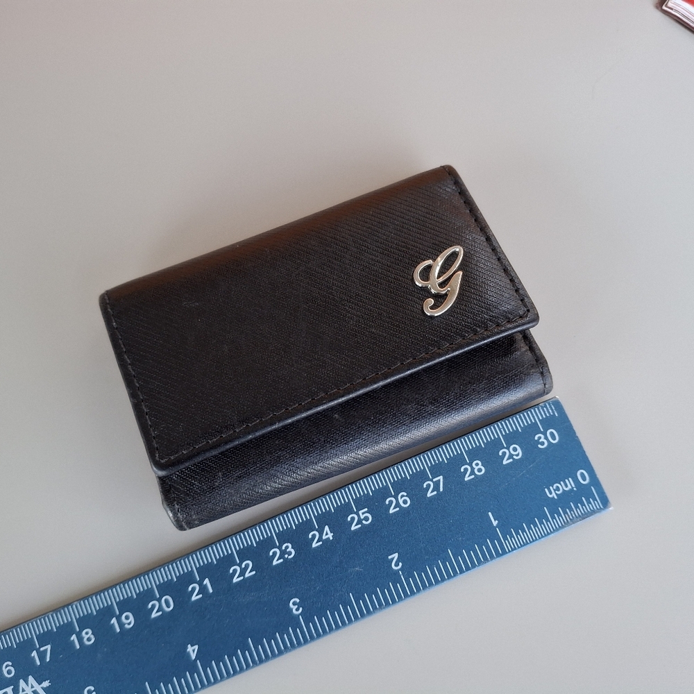 Authentic Gucci - Picture 12 of 13